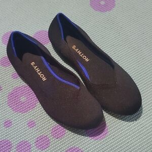 Rothy's Women's Black and Blue Flats